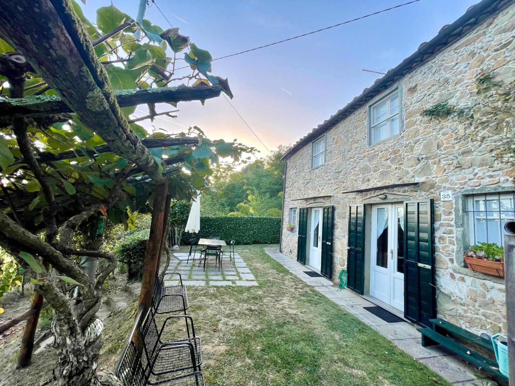 La Casa In Valli 35 Bagni di Lucca Exterior foto